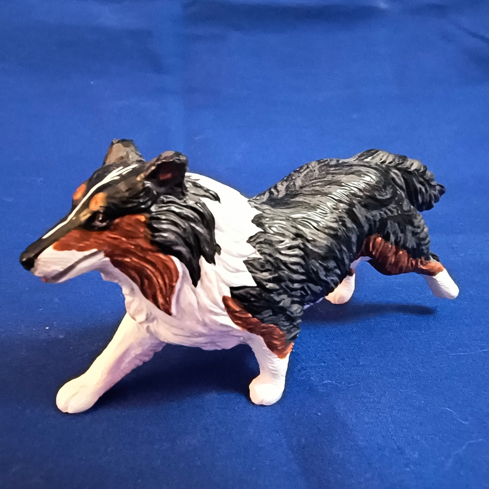 Breyer Shetland Sheepdog (Shelti) Figurine